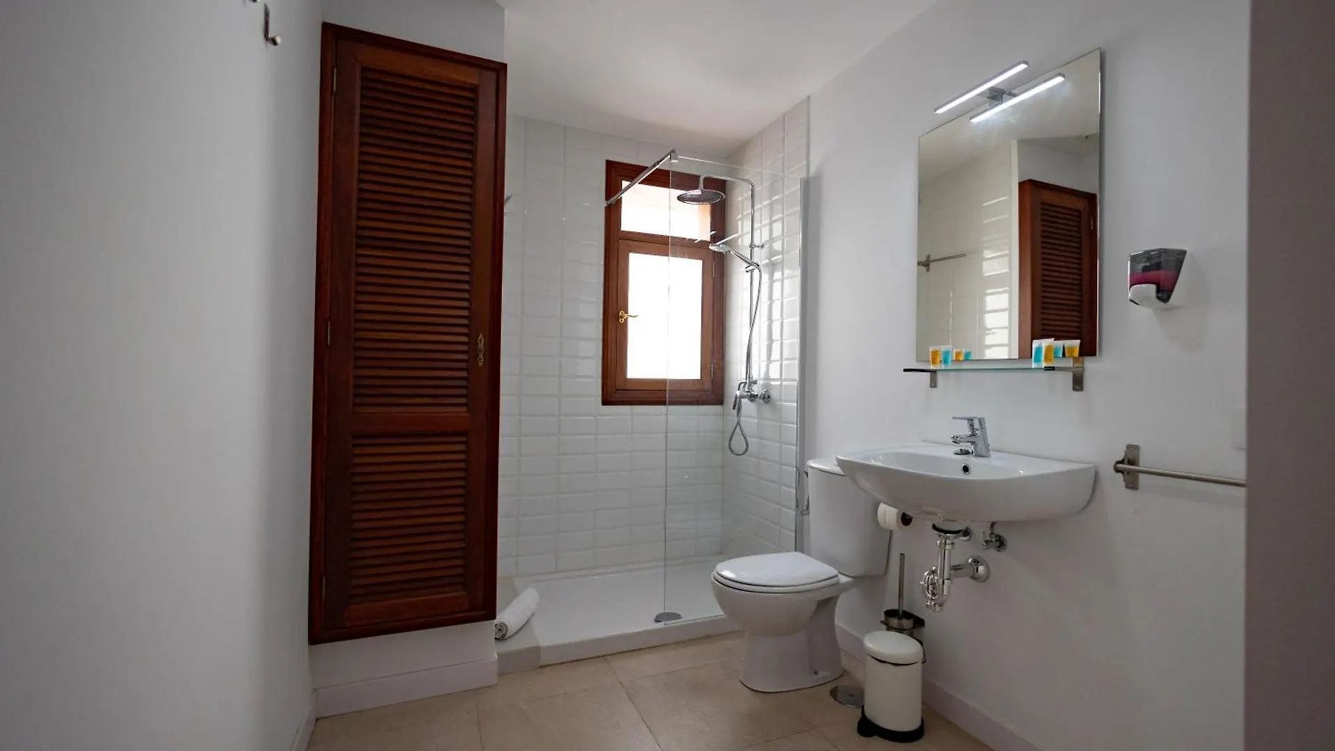 Casanova 9 Bedroom Villa In Ciudad Jardin Лас-Пальмас-де-Гран-Канария 0*,  Испания